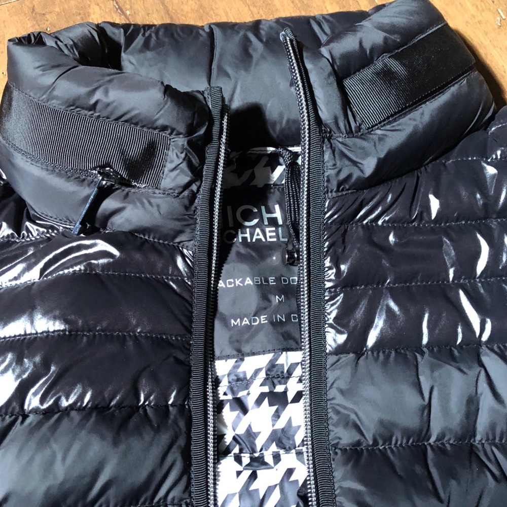 MICHAEL Michael Kors Packable Downfill Puffer Coat - Picture 4 of 6